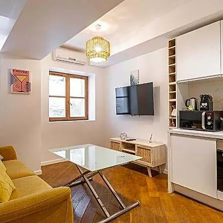 Apartament Renovated - Meynadier
